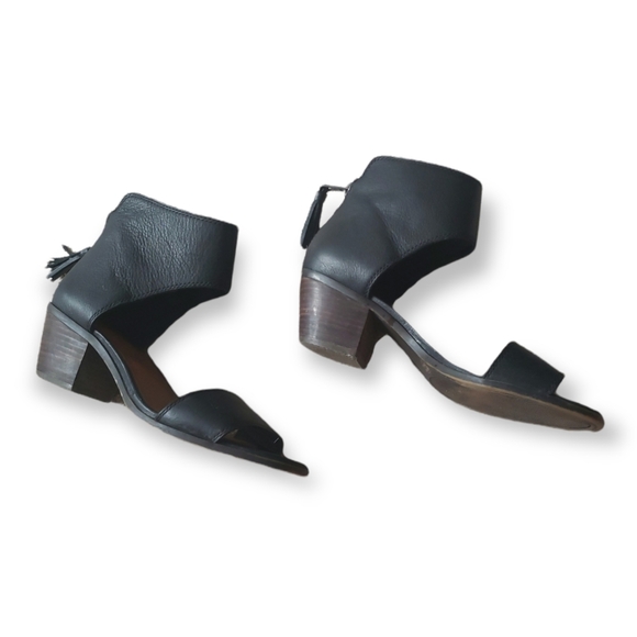 Lucky Brand heeled sandals - Picture 2 of 7